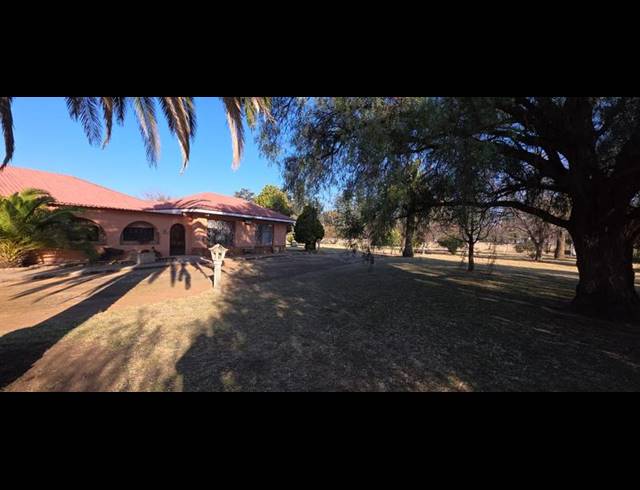 FARM FOR SALE IN BUYSCELIA